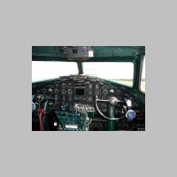P1030484_cockpit.jpg